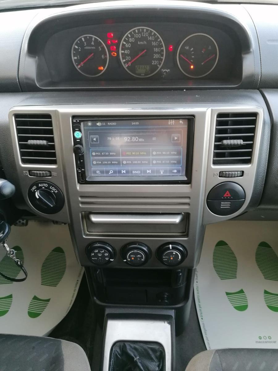NISSAN - X-Trail - 2.0 16V