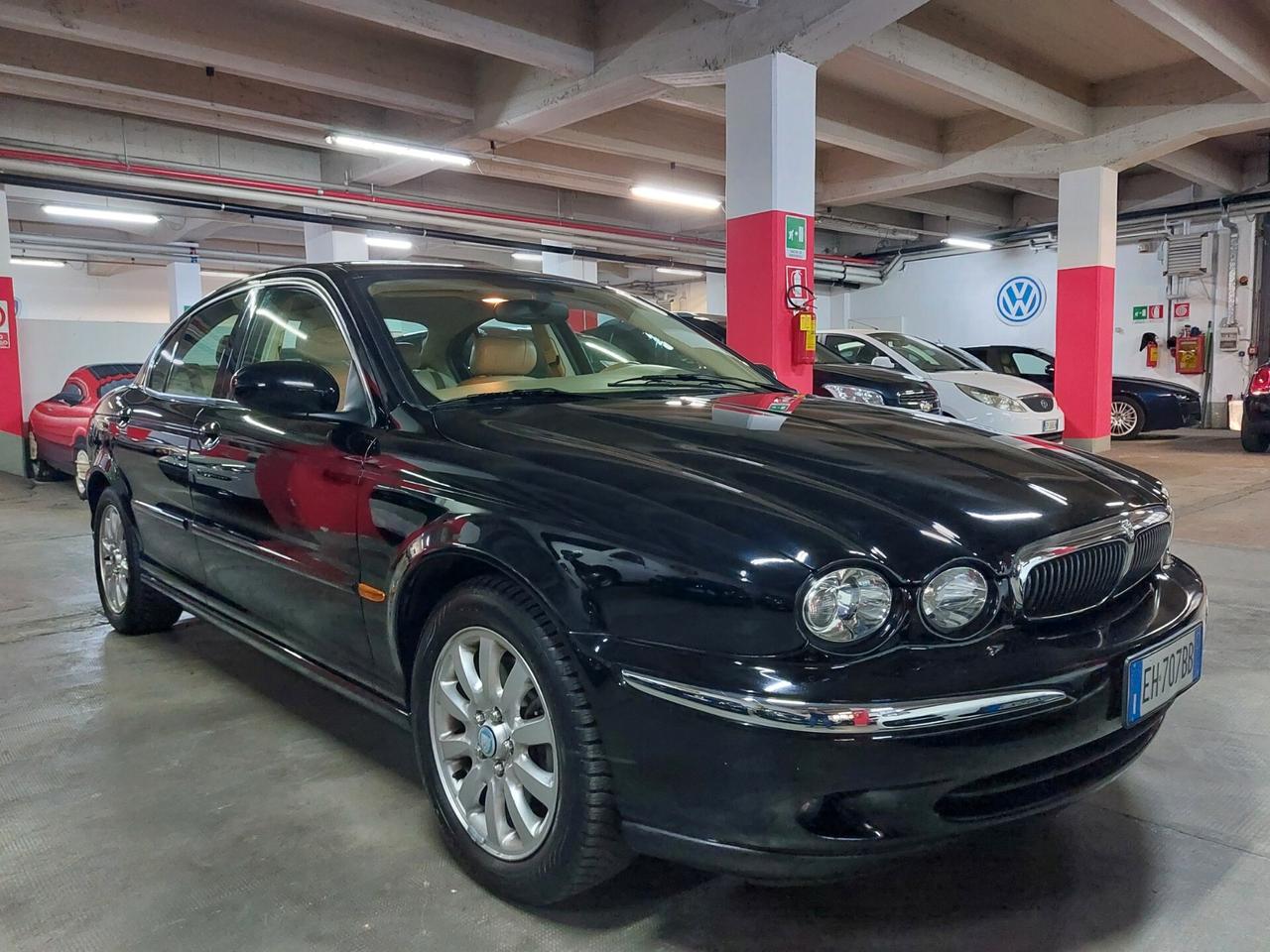 Jaguar X-Type 2.5 V6 24V EXECUTIVE C.LEGA INTERNI PELLE 4WD CAMBIO MANUALE