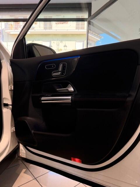 Mercedes-benz GLA 200 d Premium 4matic