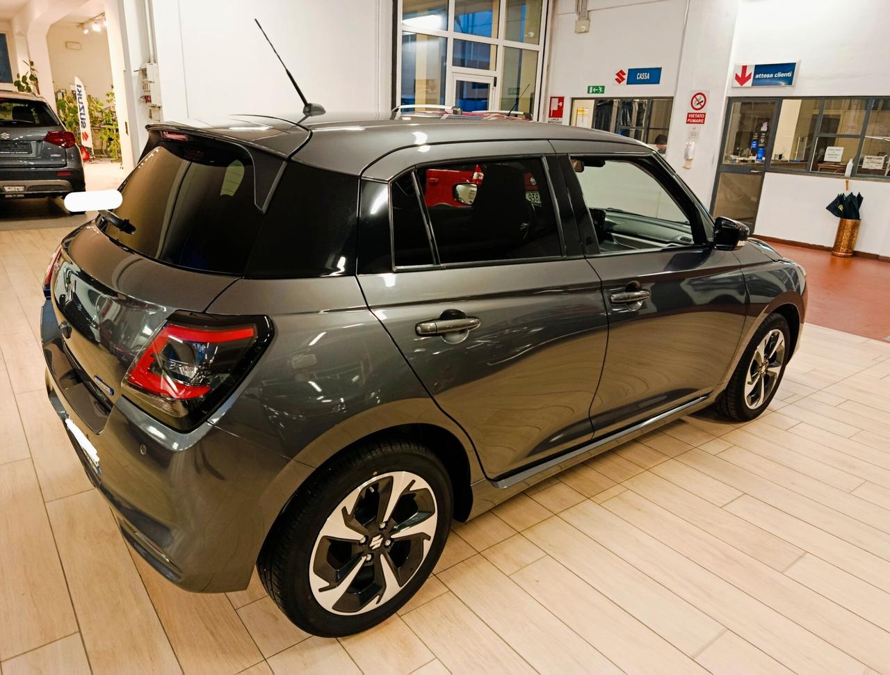Suzuki Swift 1.2 Hybrid Top