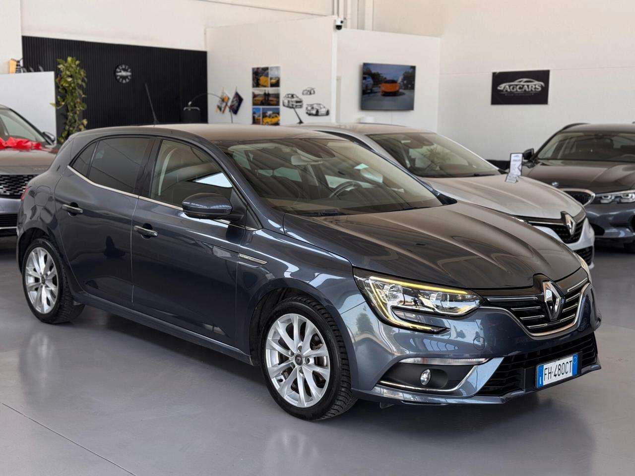 Renault Megane Mégane dCi 8V 110 CV EDC Energy Bose