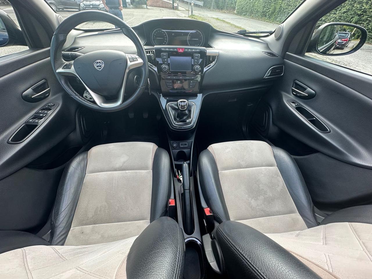 Lancia Ypsilon Platinum 1.3 MultiJet #6194