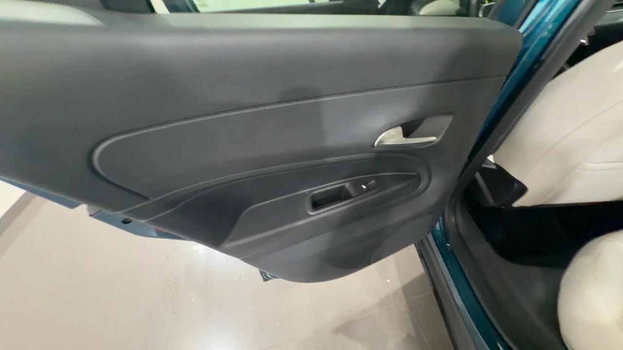 Fiat 600 Hybrid 100 CV DCT MHEV La Prima