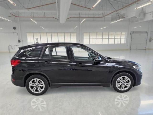 BMW X1 xDrive25e Business Advantage - Grandinata