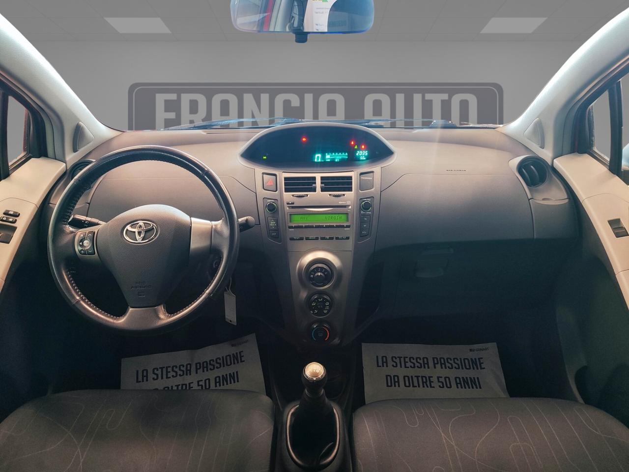 Toyota Yaris 1.0 5 porte -SOLO 111.000 KM!-