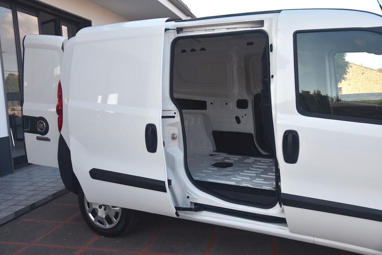 Fiat Doblo Maxi 1.6 mtj 105cv Lounge 3 posti