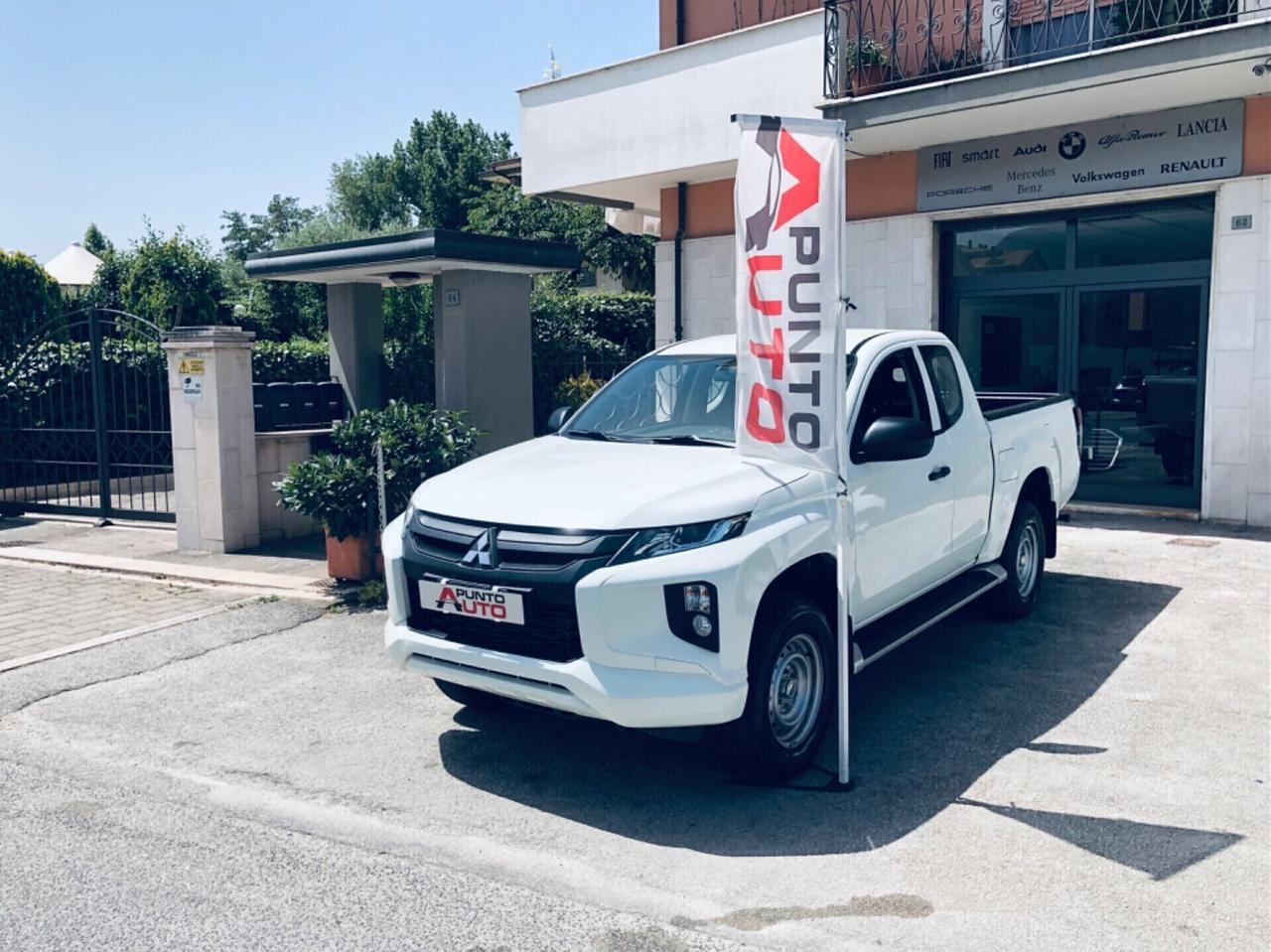 Mitsubishi L200 2.3 D CABINA ESTESA 4x4 Super Se
