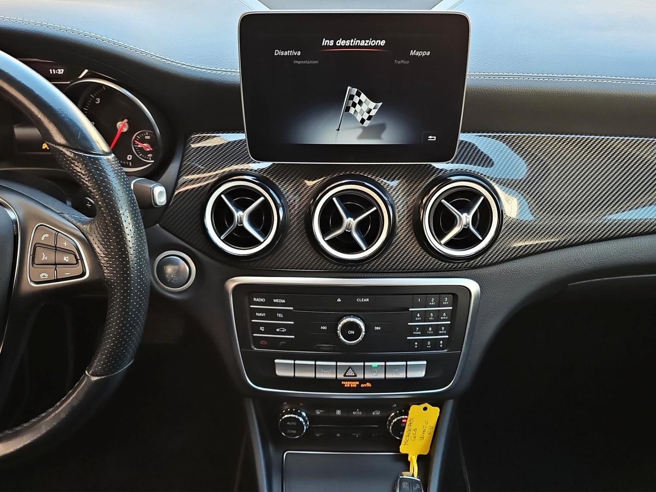 Mercedes-benz GLA 200 d Automatic Premium AMG FULL