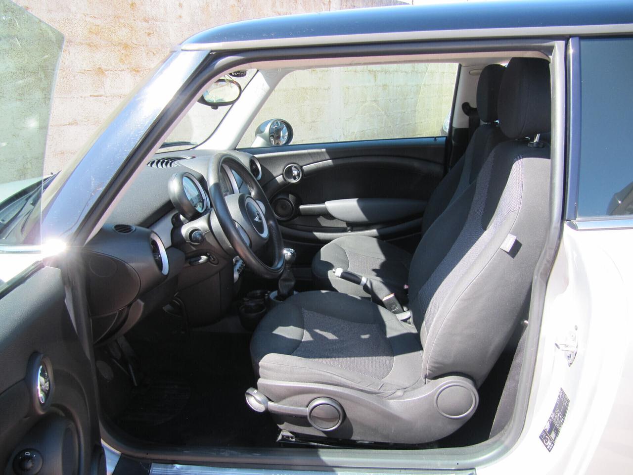 Mini 1.6 16V Cooper D