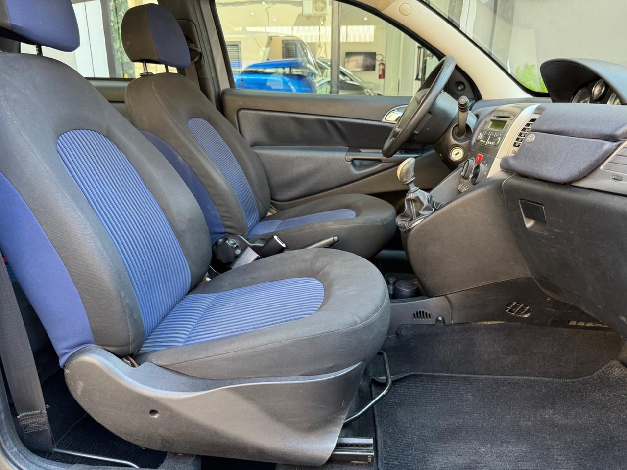 Lancia Ypsilon 1.2 69cv Oro
