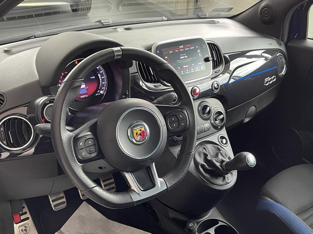 Abarth 595 C 1.4 Turbo T-Jet 165 CV Monster Energy Yamaha - Nessun vincolo -