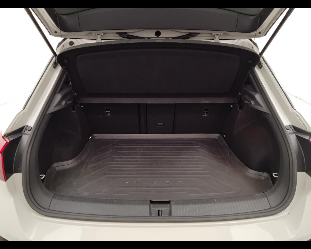 VOLKSWAGEN T-Roc I 2022 - T-Roc 1.0 tsi R-Line 110cv