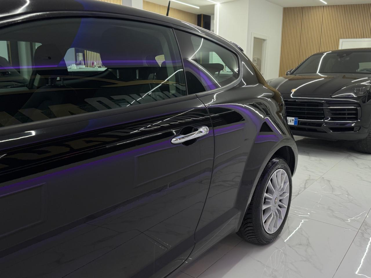 Alfa Romeo MiTo 1.3 85CV Distinctive