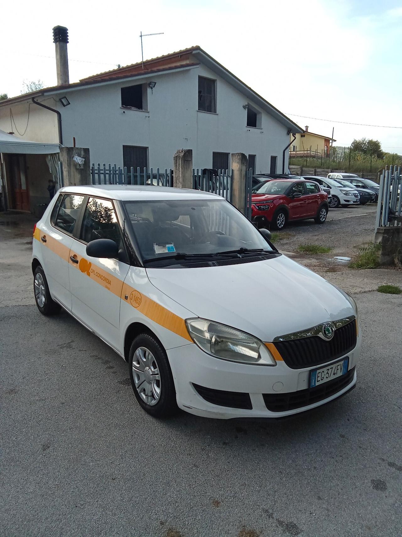 Skoda Fabia 1.6 TDI 75CV N1 011