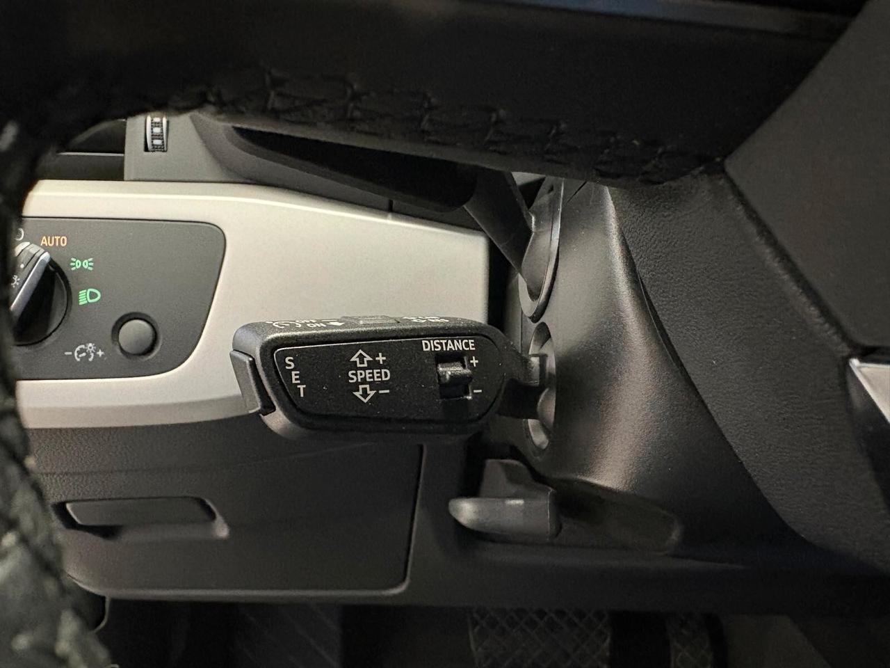 Audi A4 30 TDI/136 CV S tronic line edition