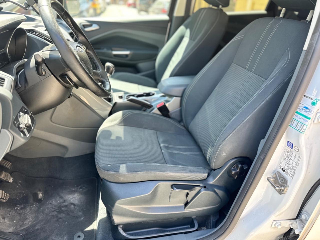 Ford C-Max 1.6 TDCi 115CV Titanium Business 2015