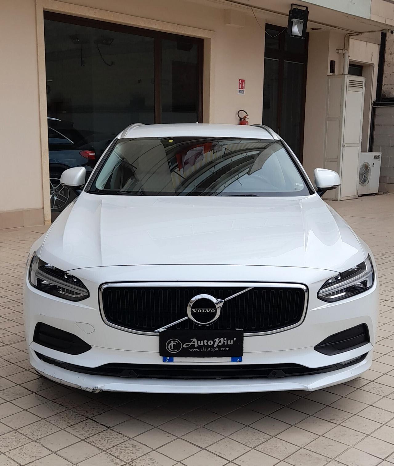 Volvo V90 D4 Business Plus