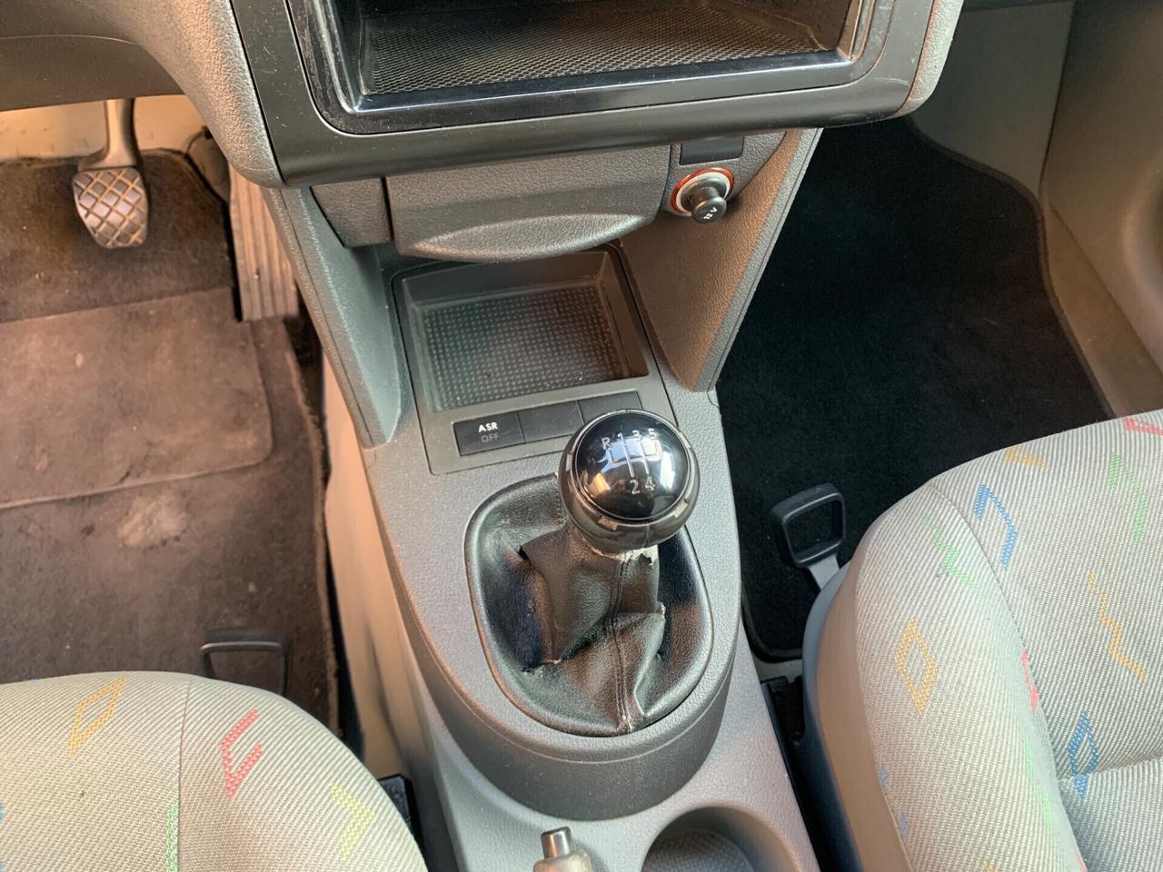 Volkswagen Caddy 1.6 4p. Van