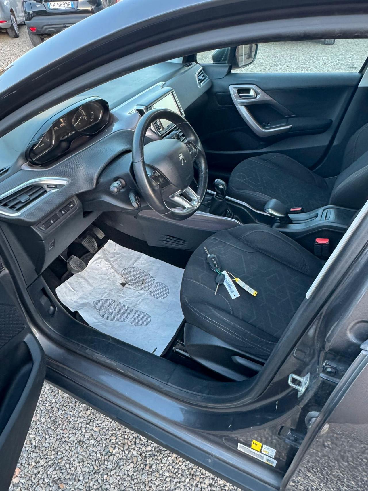 Peugeot 2008 1.4 HDI 68cv ACTIVE