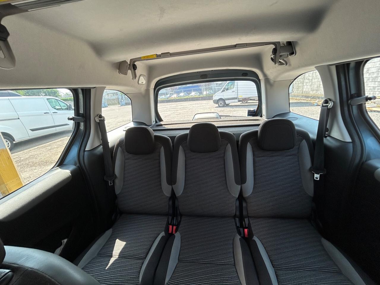 Peugeot Partner Tepee 1.6 HDi 90CV