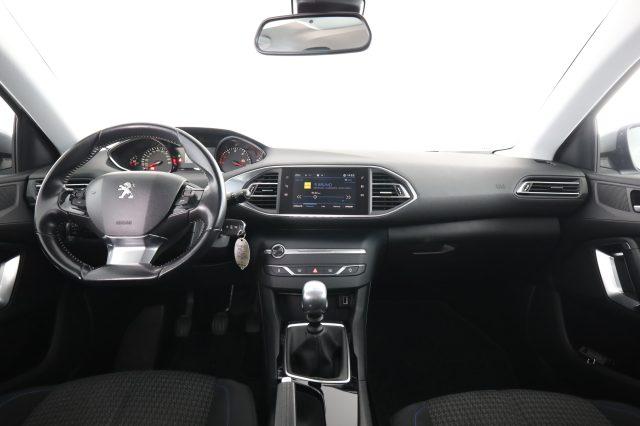 PEUGEOT 308 308 BlueHDi 130 S&S SW Style (a stock)