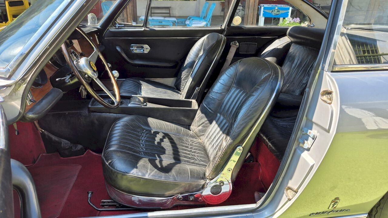 Ferrari 330 GT 2+2 I Serie – 1964