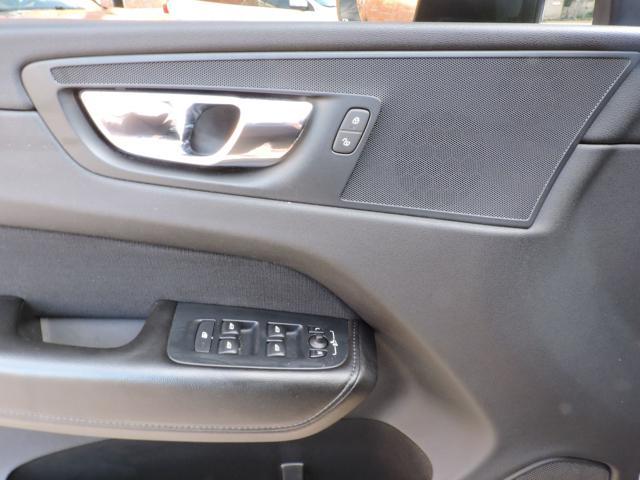 VOLVO XC60 D4 AWD Geartronic Business