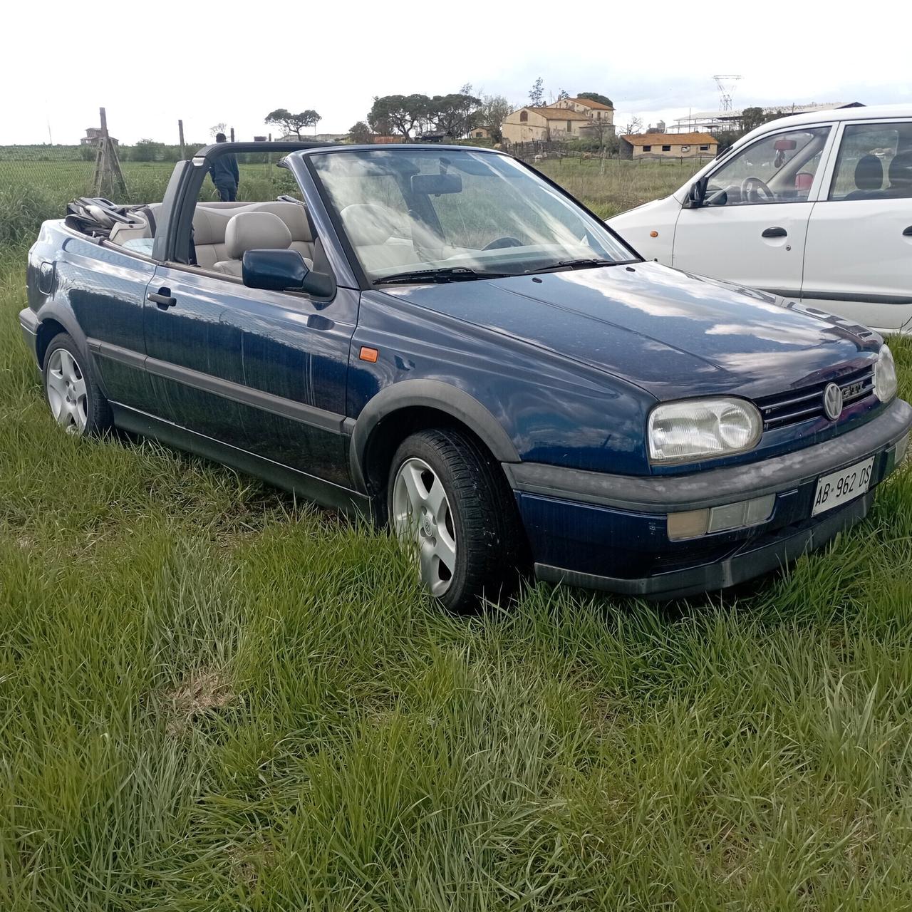 Volkswagen Golf 2.0 16V cat 3 porte GTI