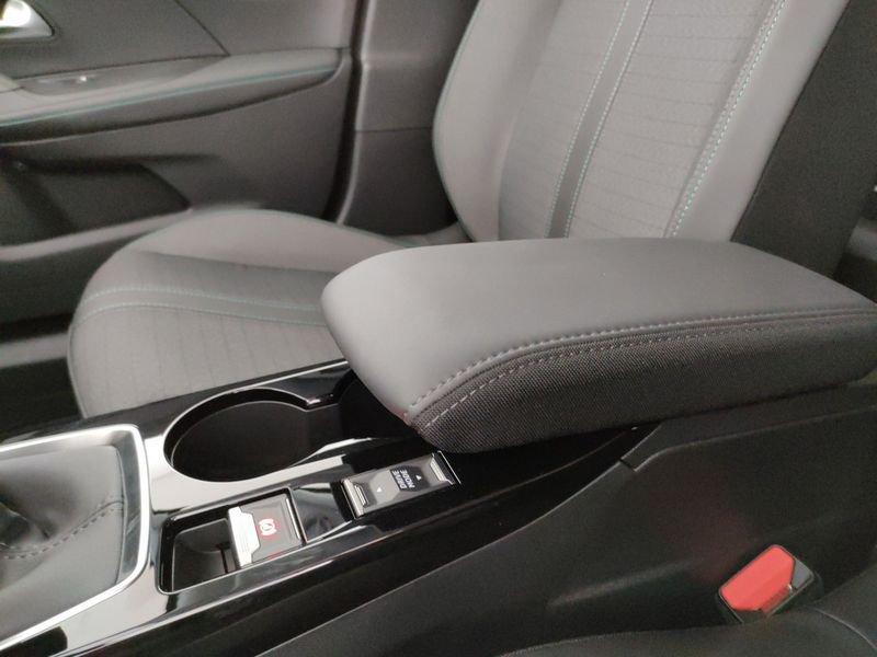 Peugeot 2008 2008 BlueHDi 110 S&S Allure