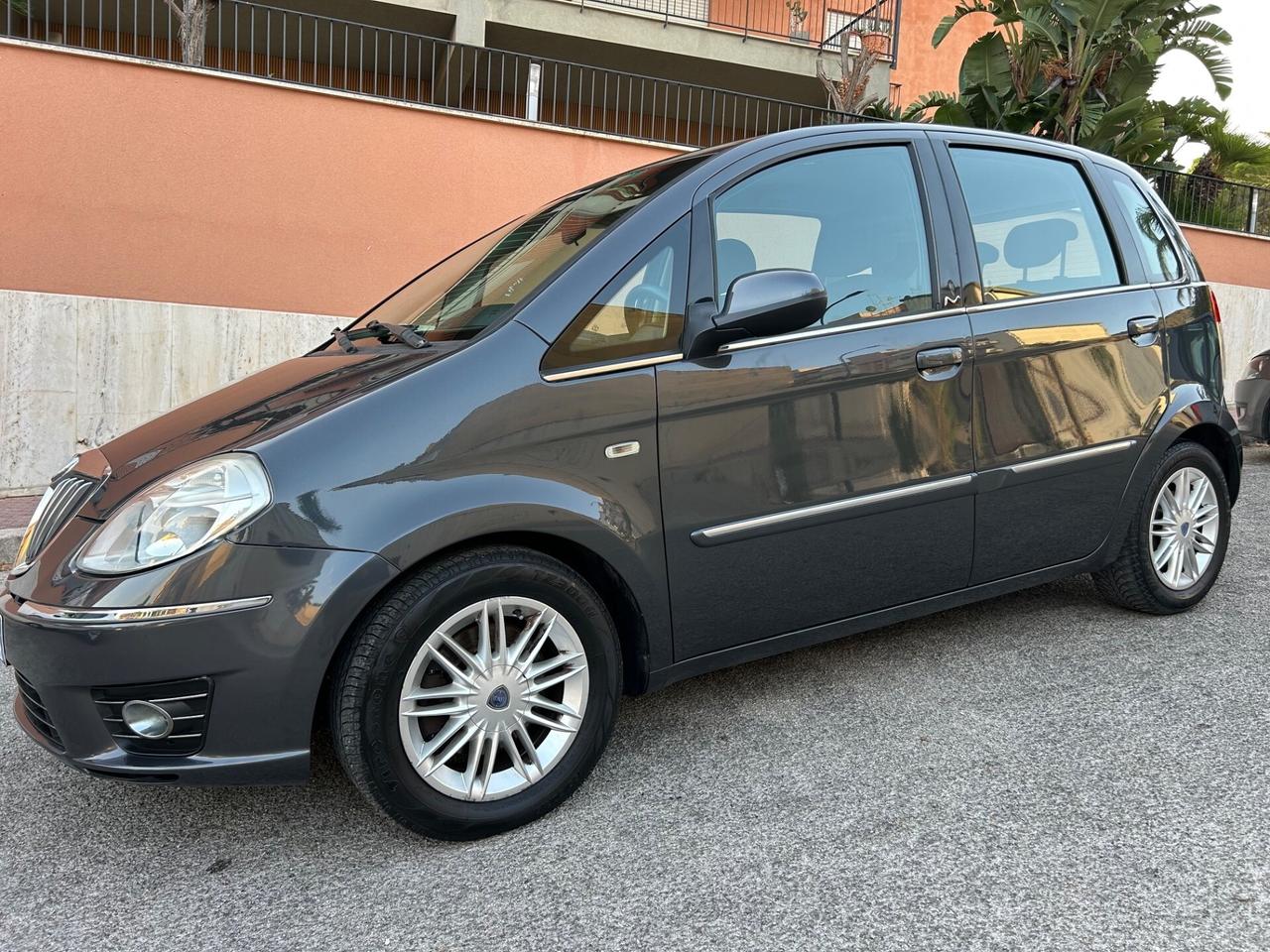 Lancia MUSA 1.3 Mjt km certificati