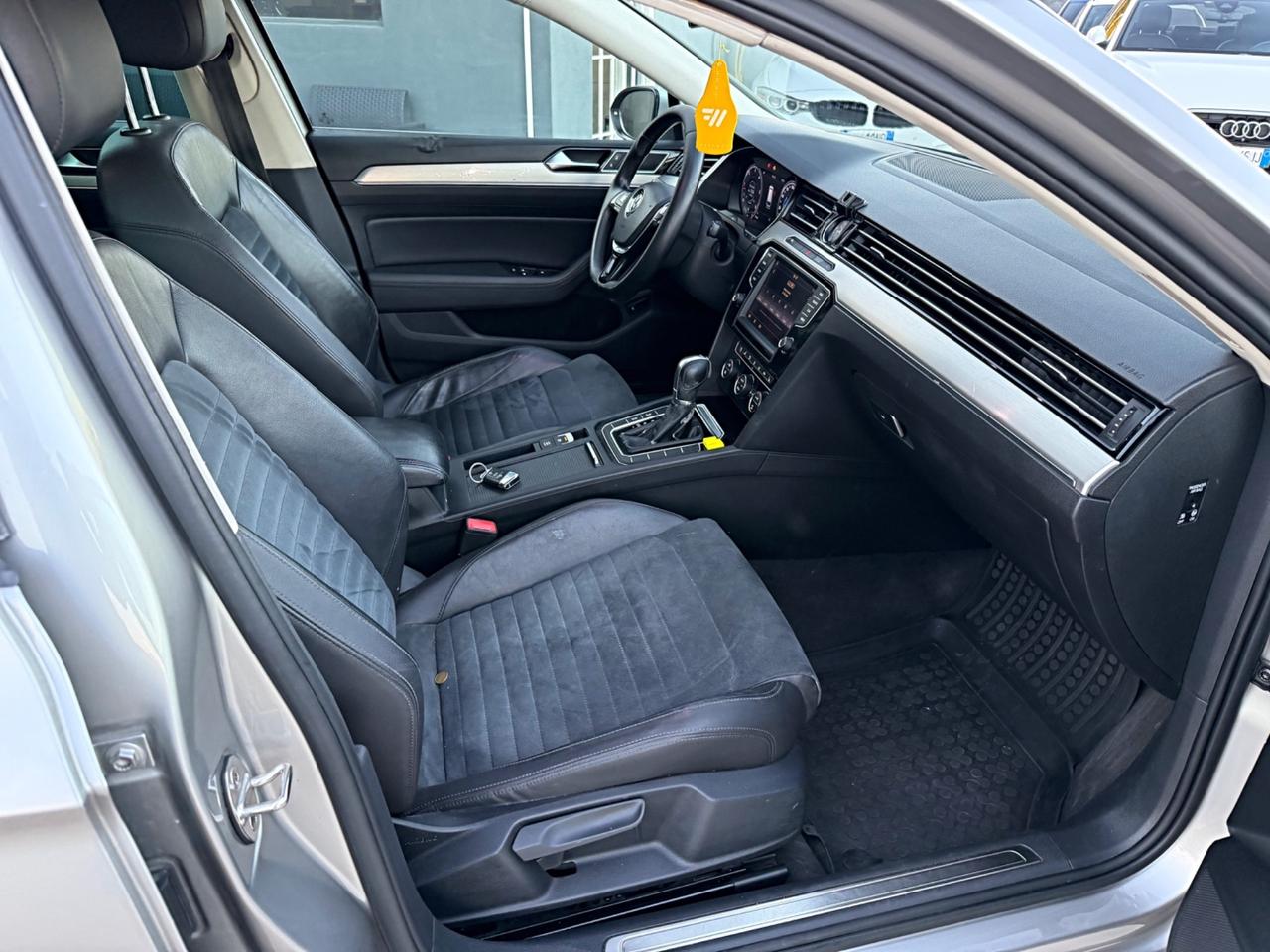 Volkswagen Passat Variant 2.0 TDI DSG Comfortline BlueMotion Technology