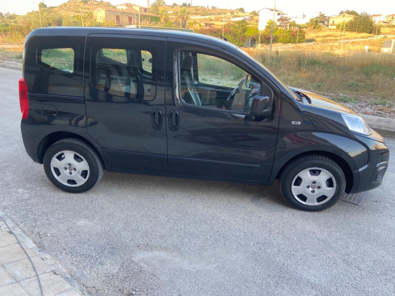 Fiat Qubo 1.3 MJT 95 CV Lounge euro 6