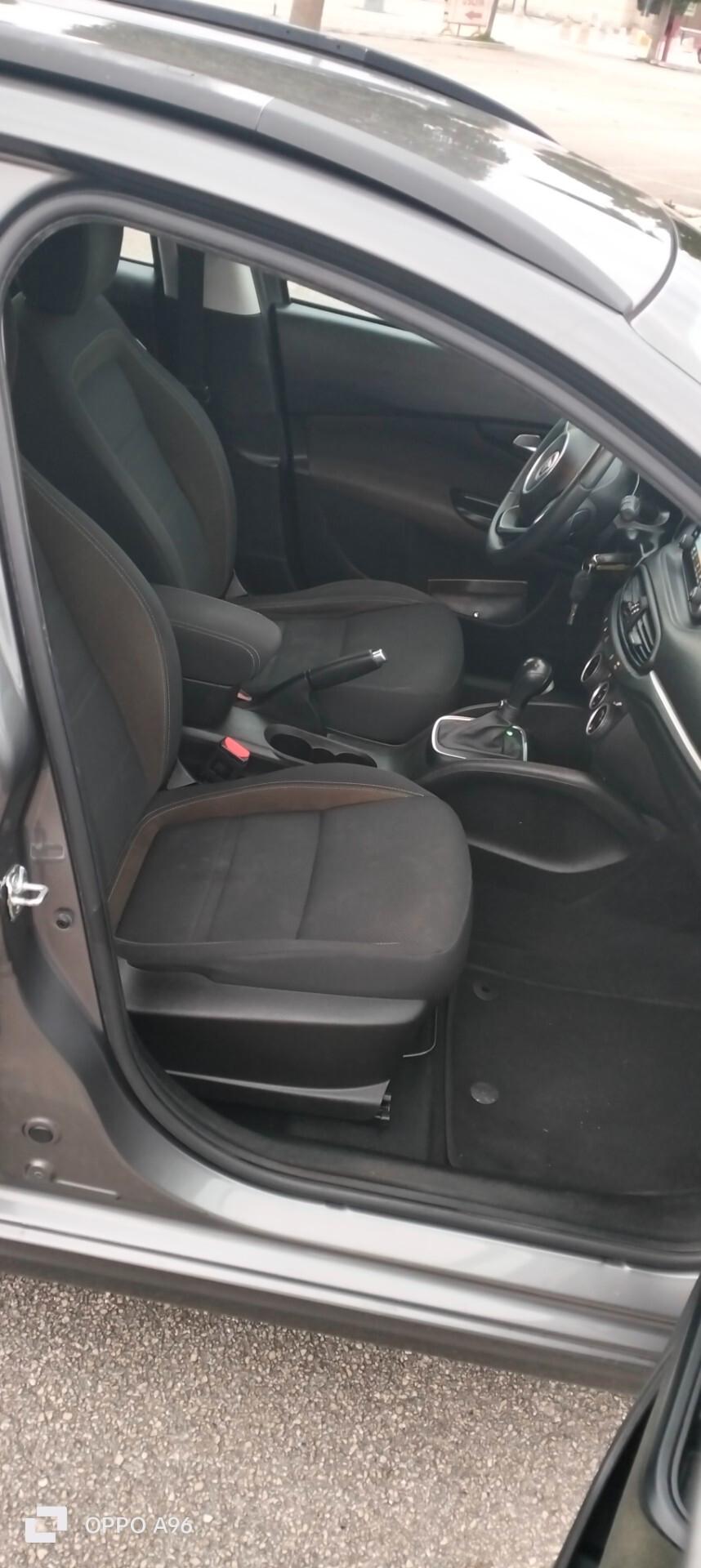 Fiat Tipo 1.6 Mjt S&S DCT SW Lounge