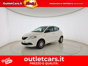 Lancia Ypsilon 1.2 silver 69cv