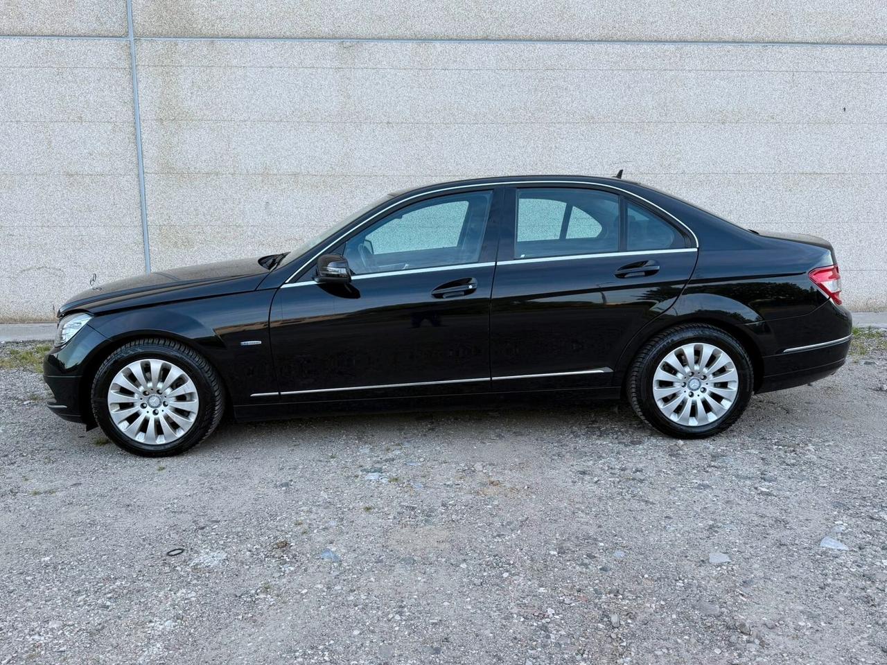 Mercedes Benz C200 Berlina 136CV SOLO 99000KM