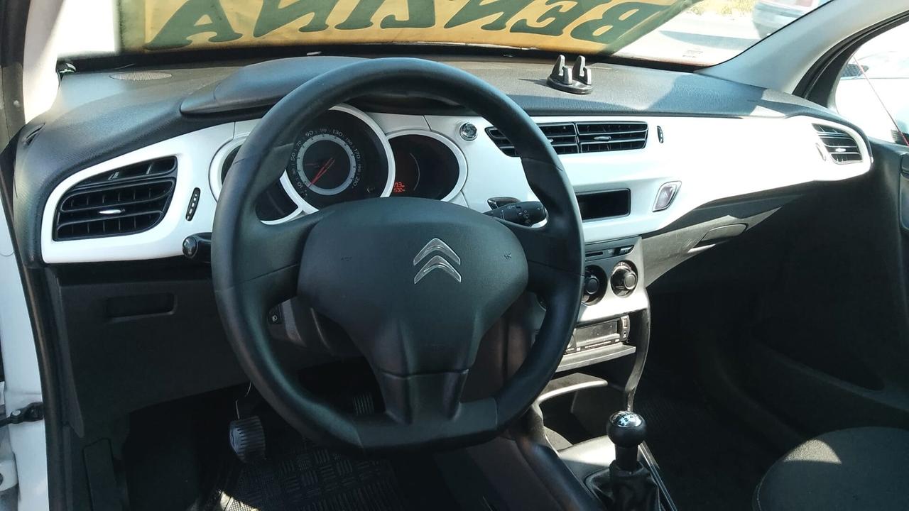 Citroen C3 1.1 benzina neo patentati