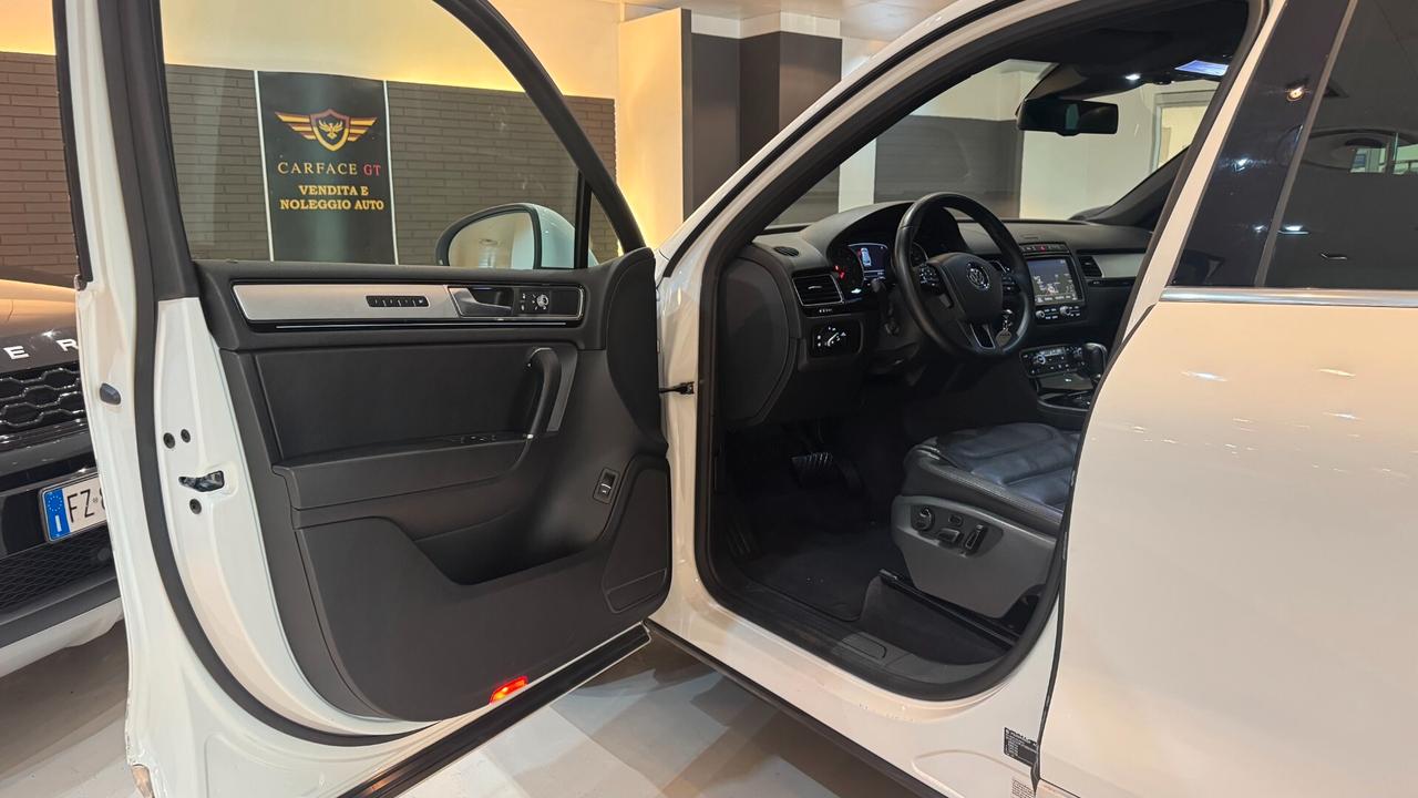 VOLKSWAGEN TOUAREG 3.0D 204CV - 2014