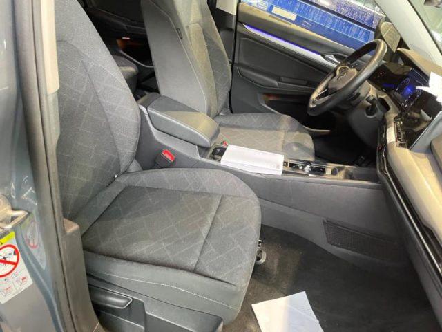 VOLKSWAGEN Golf 2.0 TDI DSG Life LED, AppConnect, Virtual, ACC