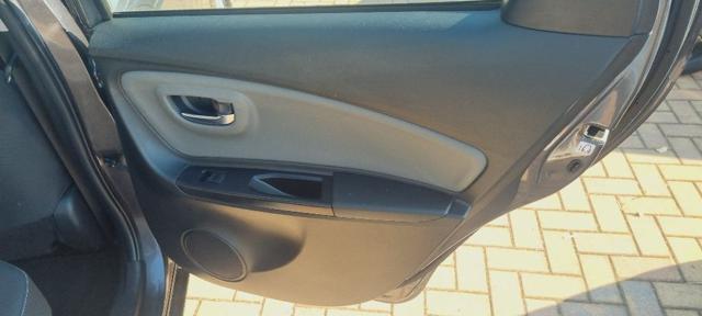 TOYOTA Yaris 1.5 Hybrid 5 porte Active