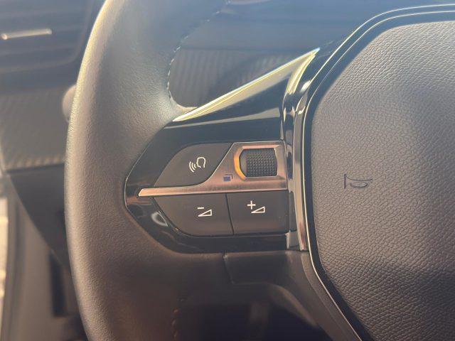 PEUGEOT 2008 PureTech 100 S&S Style