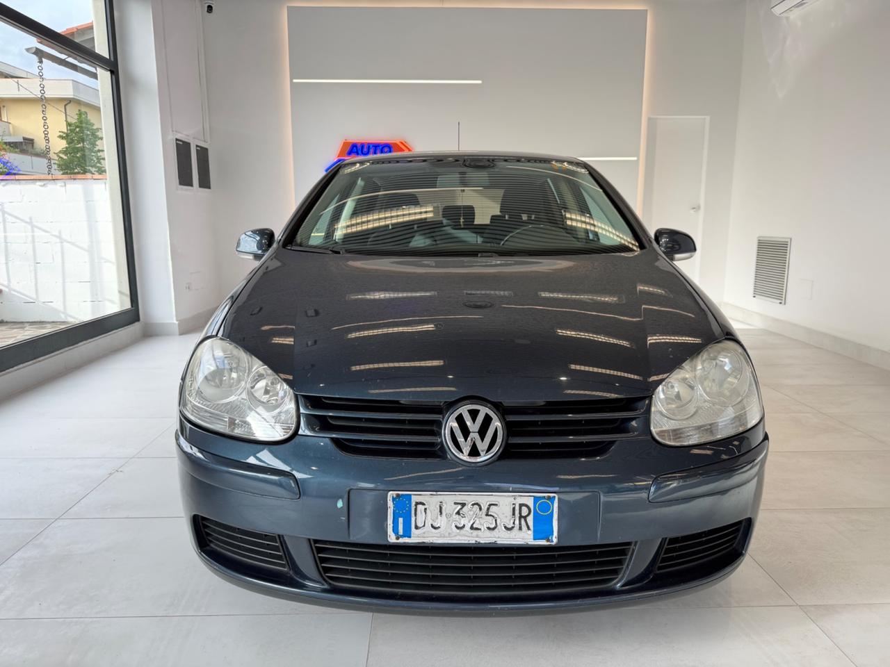 Volkswagen Golf 1.6 16V FSI 5p. Comfortline