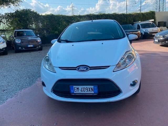 Ford Fiesta 1.4 TDCi 70CV 5 porte Titanium,UNIPROPRIETARIO!!