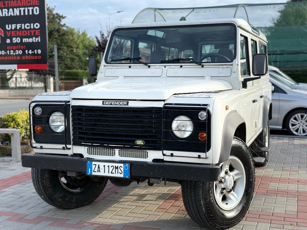 Land Rover Defender 110 2.5 Td5 9 POSTI SE