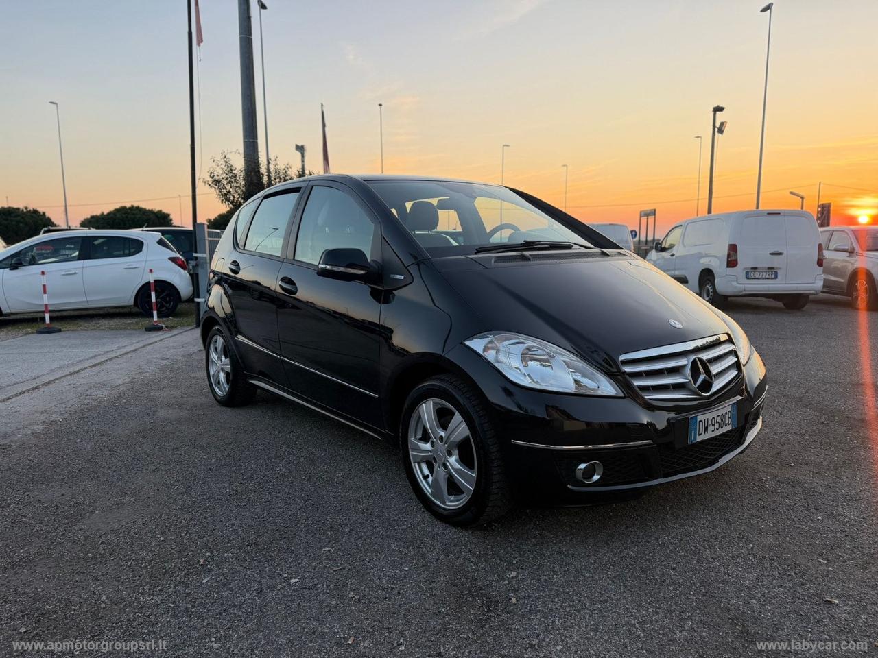 MERCEDES-BENZ A 150 BlueEFFICIENCY Avantgarde