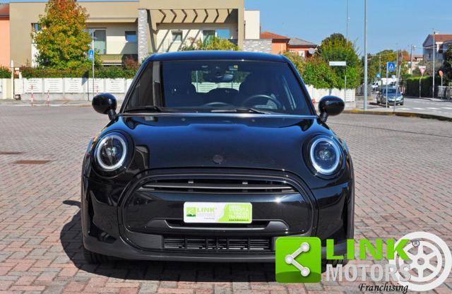 MINI Cooper 1.5 Cooper Classic Piano Black exterior