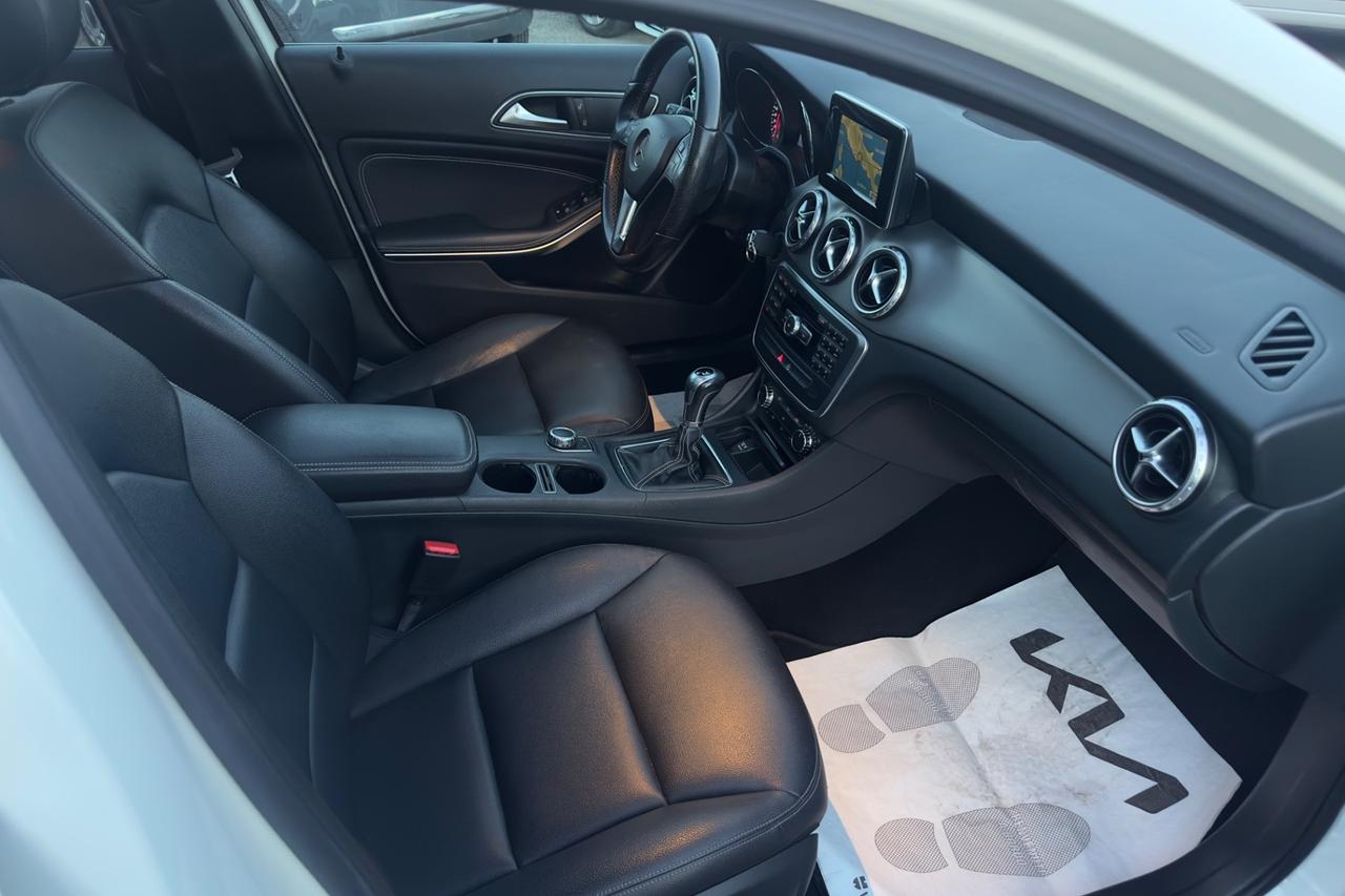 Mercedes-benz GLA 200 GLA 200 d Sport pelle tetto led cerchi 18*