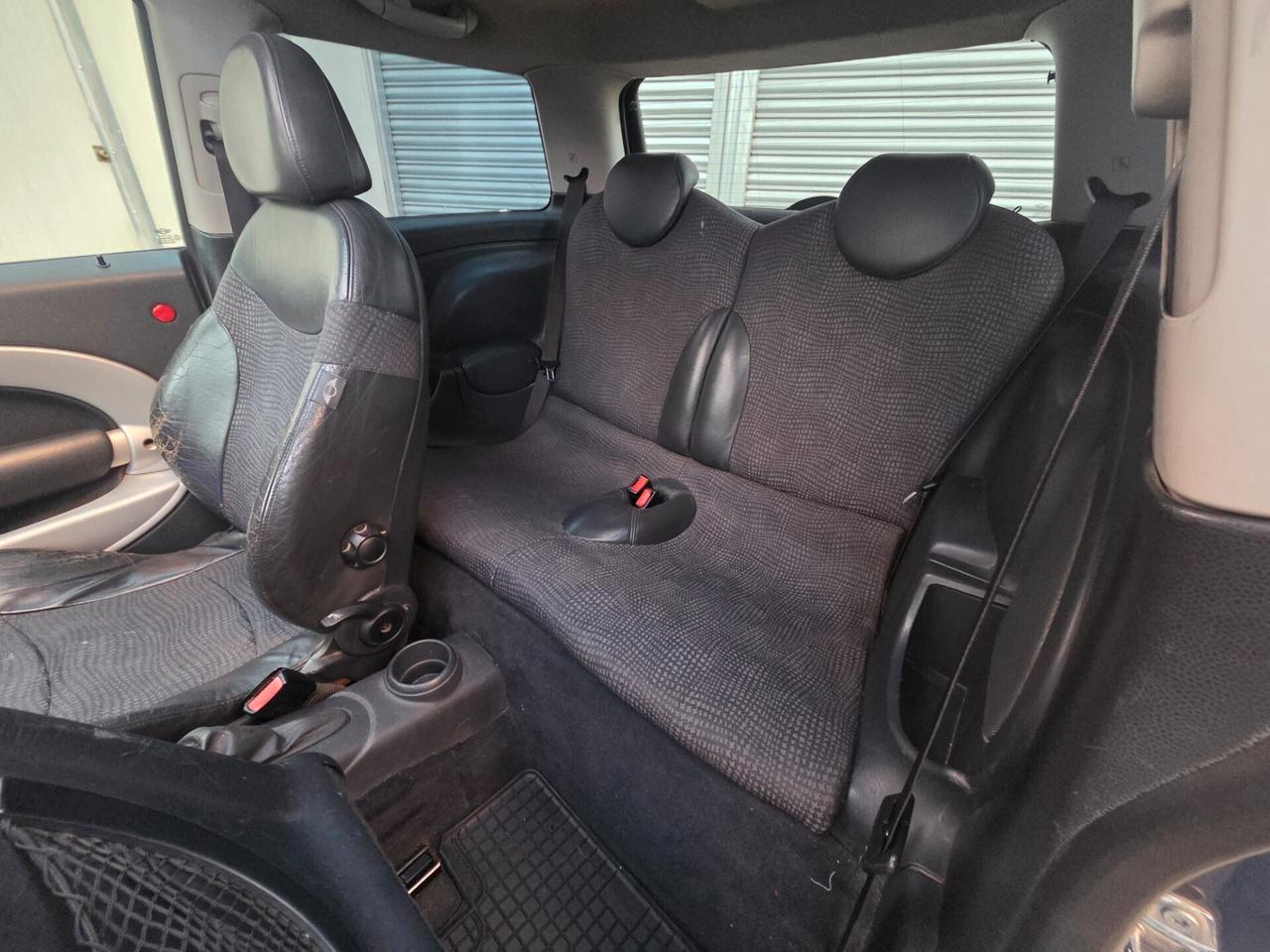 Mini 1.4 tdi One D de luxe