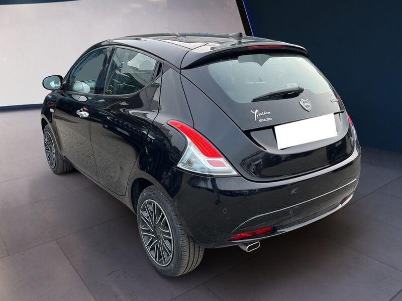 Lancia Ypsilon III 2021 1.0 firefly hybrid Gold s&s 70cv