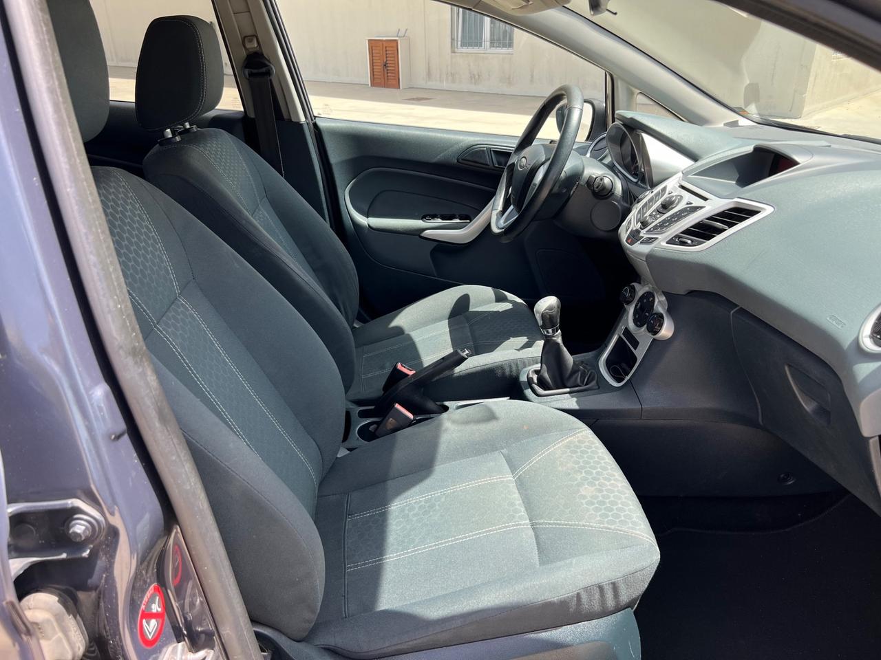 Ford Fiesta 1.4 TDCi 5p. Titanium 2011
