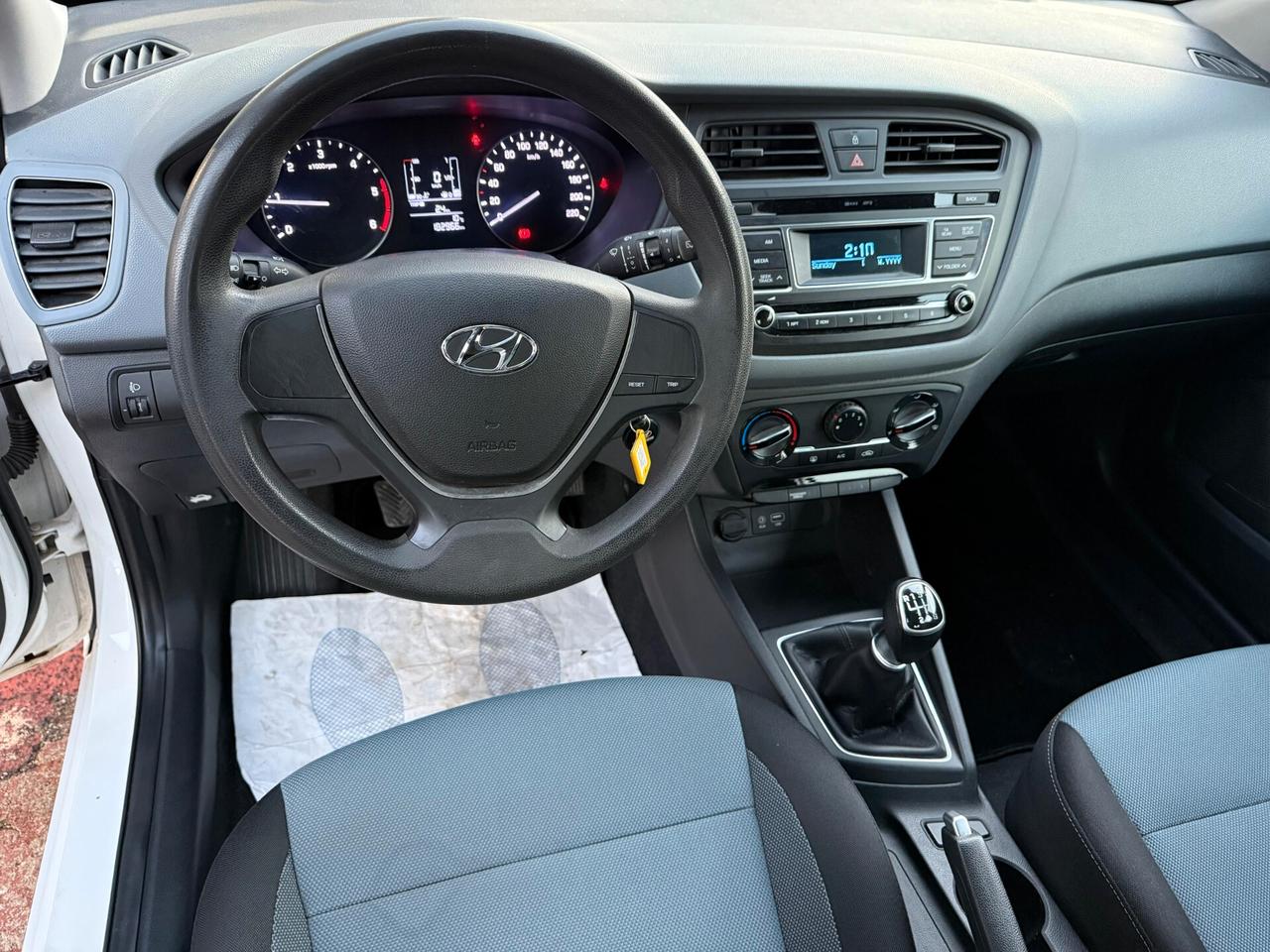 Hyundai i20 75cv EURO 6 *RUOTINO DI SCORTA